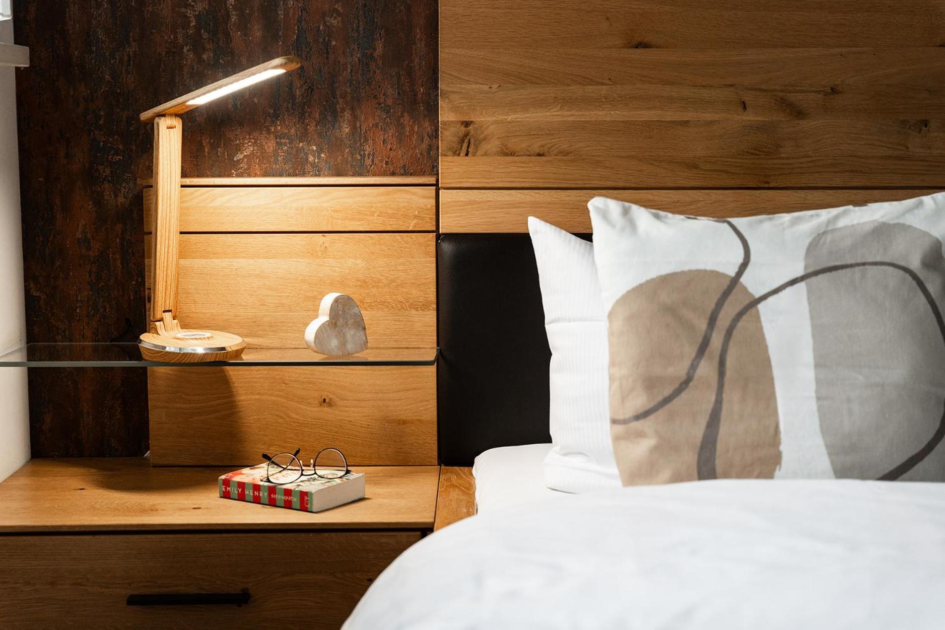 Hotel Vier Jahreszeiten Therme & Kliniken Bad Krozingen Naehe Freiburg & Schwarzwald Ideal Fuer Wellness Kur & Business Ausfluege 24H Check In- Wlan & Parken Gratis 외부 사진