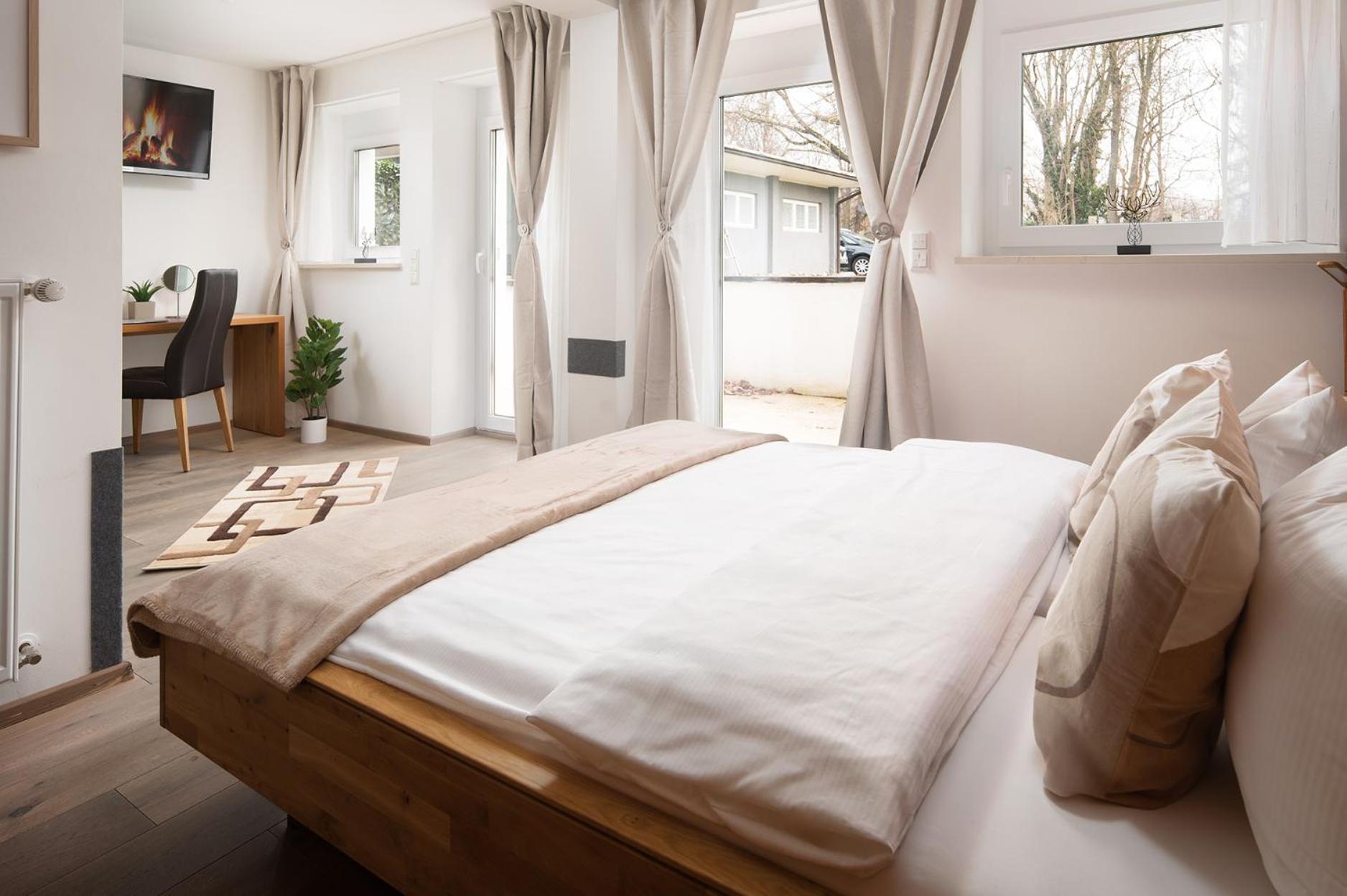 Hotel Vier Jahreszeiten Therme & Kliniken Bad Krozingen Naehe Freiburg & Schwarzwald Ideal Fuer Wellness Kur & Business Ausfluege 24H Check In- Wlan & Parken Gratis 외부 사진